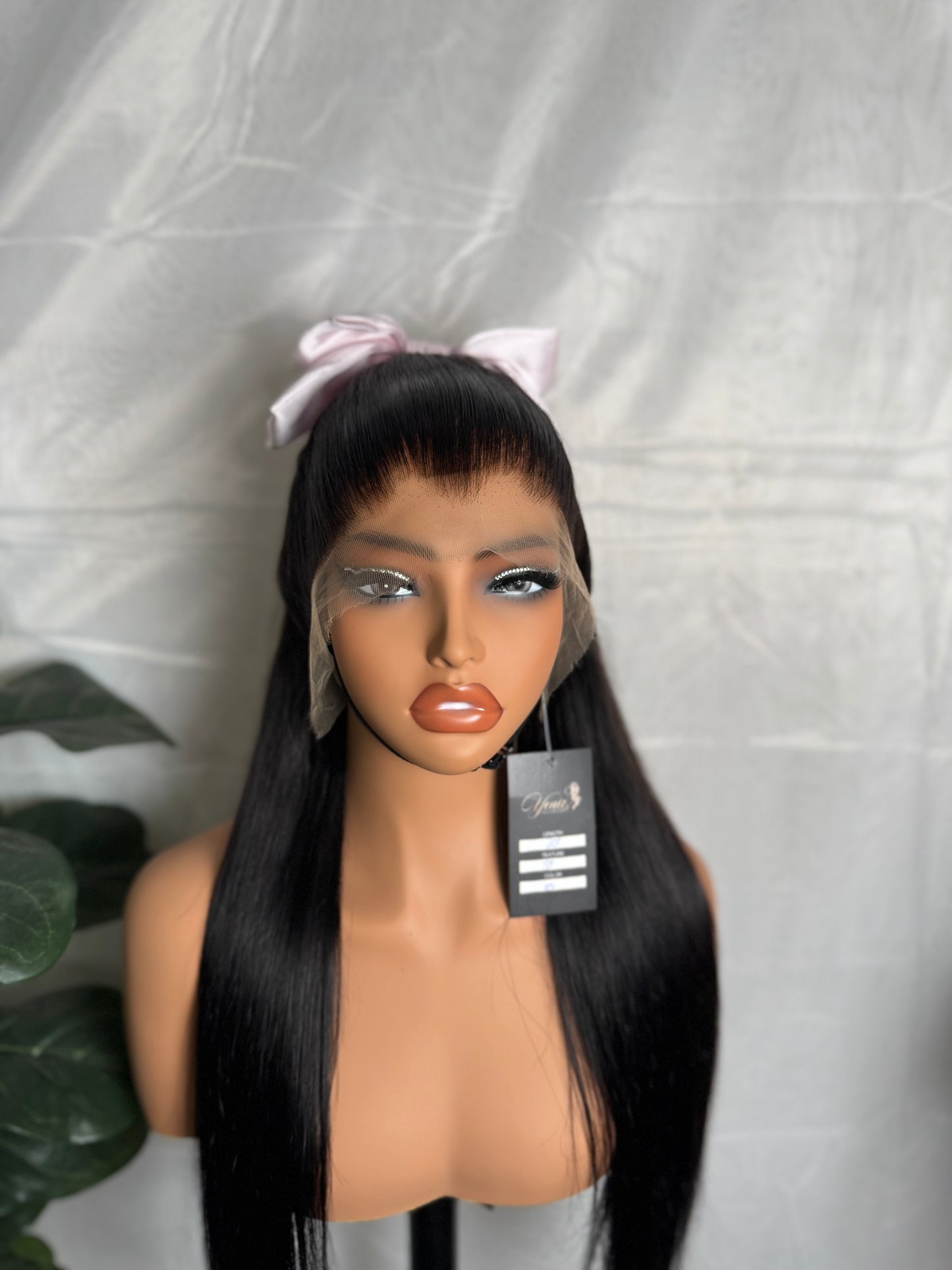 Sara Natural
Straight virgin hair
HD Lace Wig