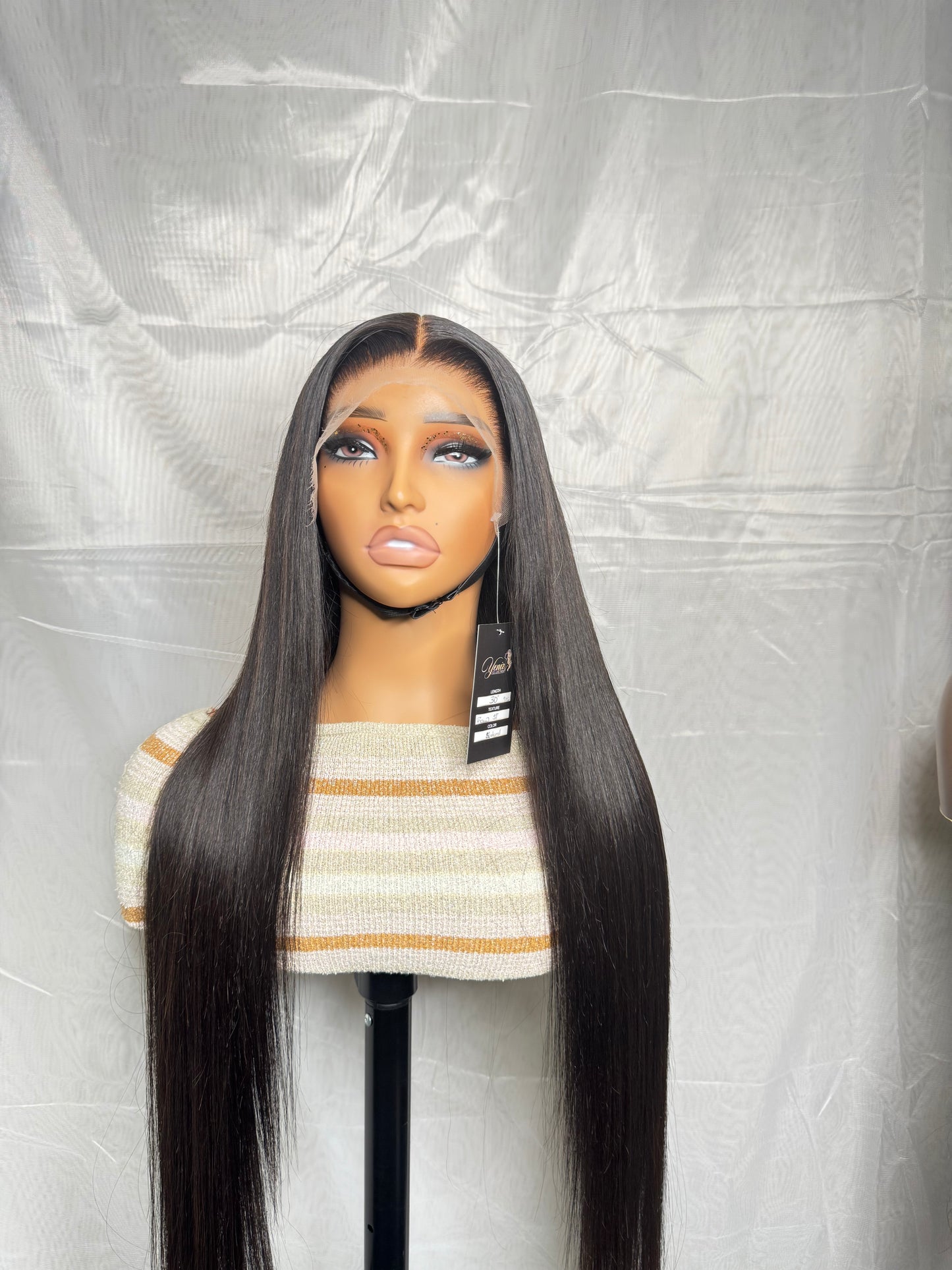 Lyn Natural
Straight raw hair
Hd lace
